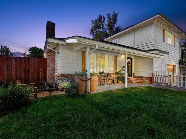 9150 Valley View Dr, Newcastle, CA 95658