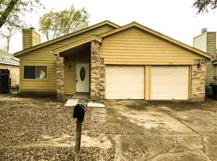 2910 Waypark Dr, Houston, TX 77082
