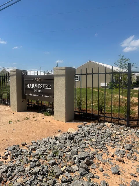 3401 Harvester Dr #32B