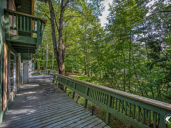 4th image of 259 River Rd