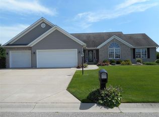 14868 Copper Penny Dr, Granger, IN 46530