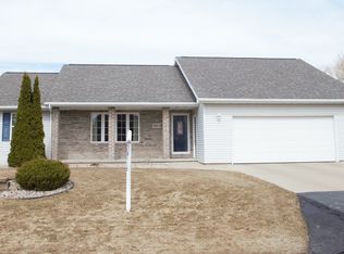 W2444 Snowberry Dr, Appleton, WI 54915