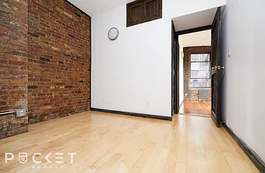 Rented by PocketBroker Inc
