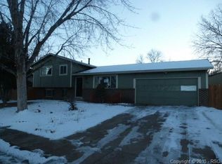 1015 Vondelpark Drive, Colorado Springs, CO 80907