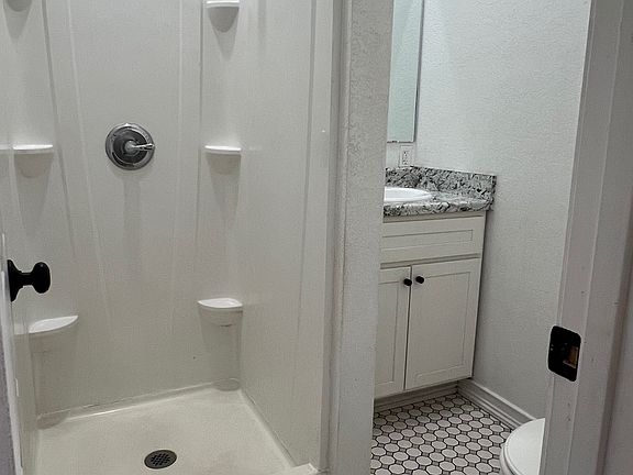 5th image of 1618 8th St #1