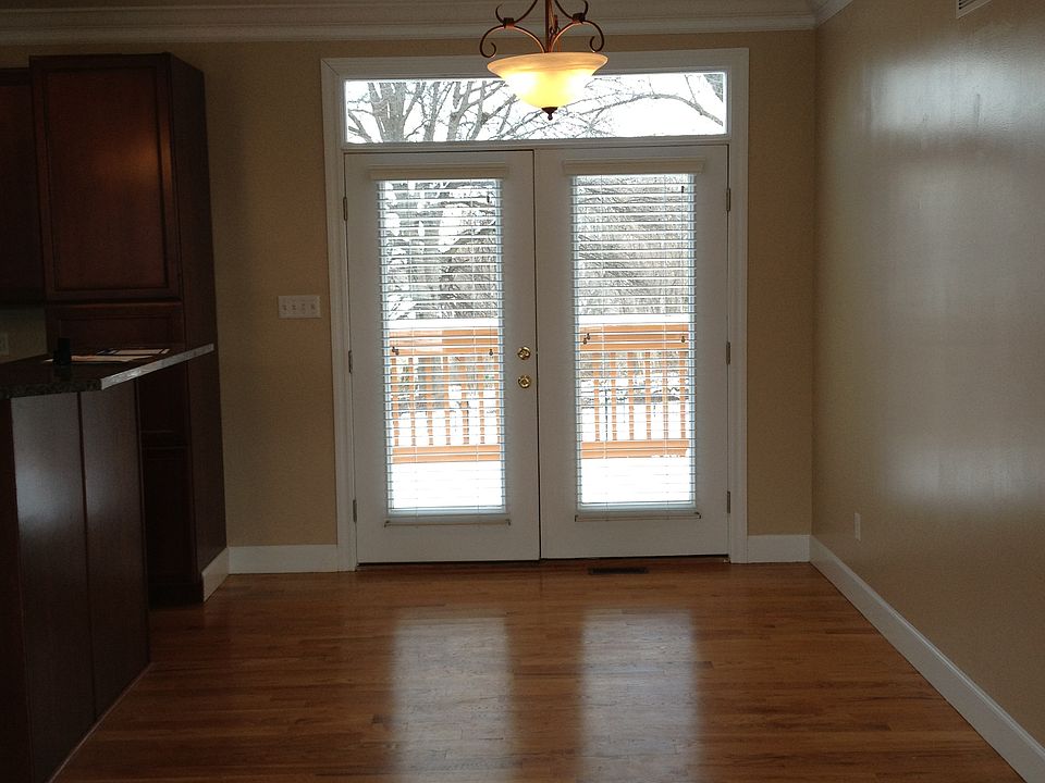 2nd image of 1612 Prather Ave