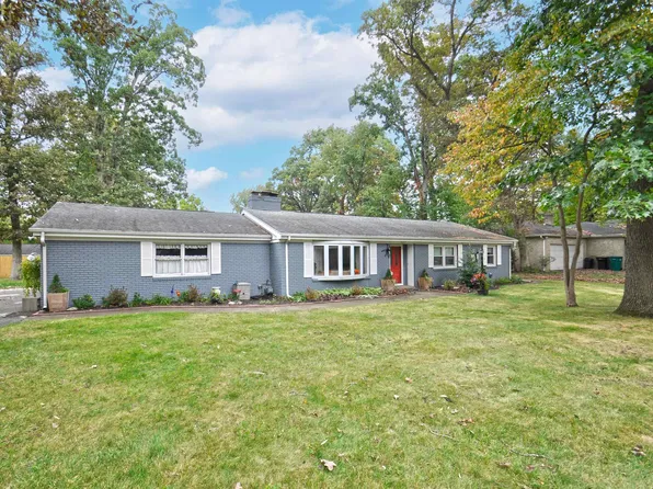 15657 Embers Dr, Mishawaka, IN 46545