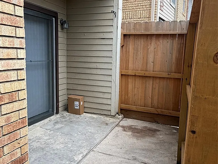 3600 Jeanetta St #901 — Photo 5