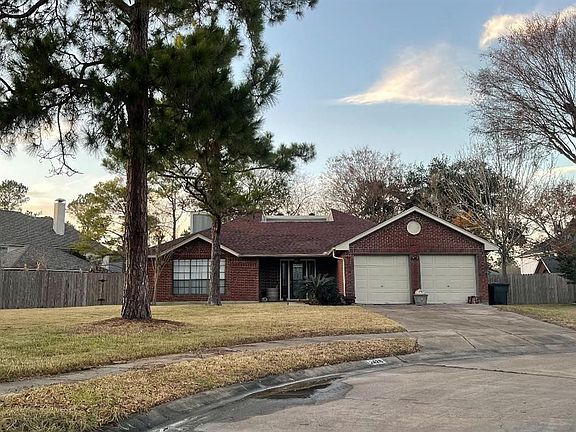 2nd image of 2426 Arrowsmith Ct