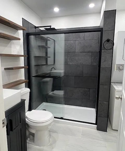 Bathroom/Laundry