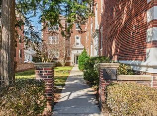 54 Babcock St APT 2, Brookline, MA 02446