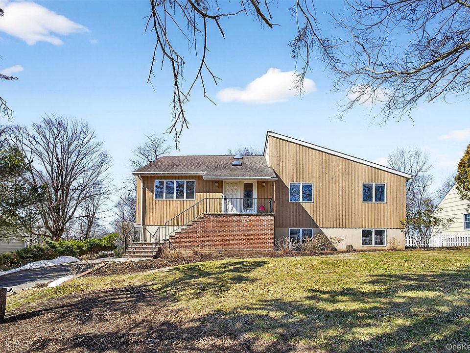 1st image of 80 Ridgeview Drive