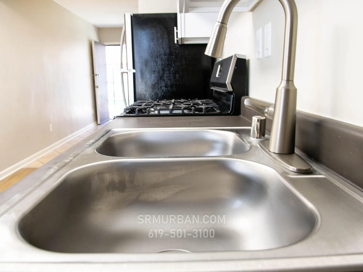 2 bed, $2,595 — Photo 4