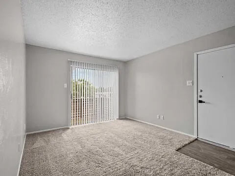 Kings Landing Apartments — Photo 16