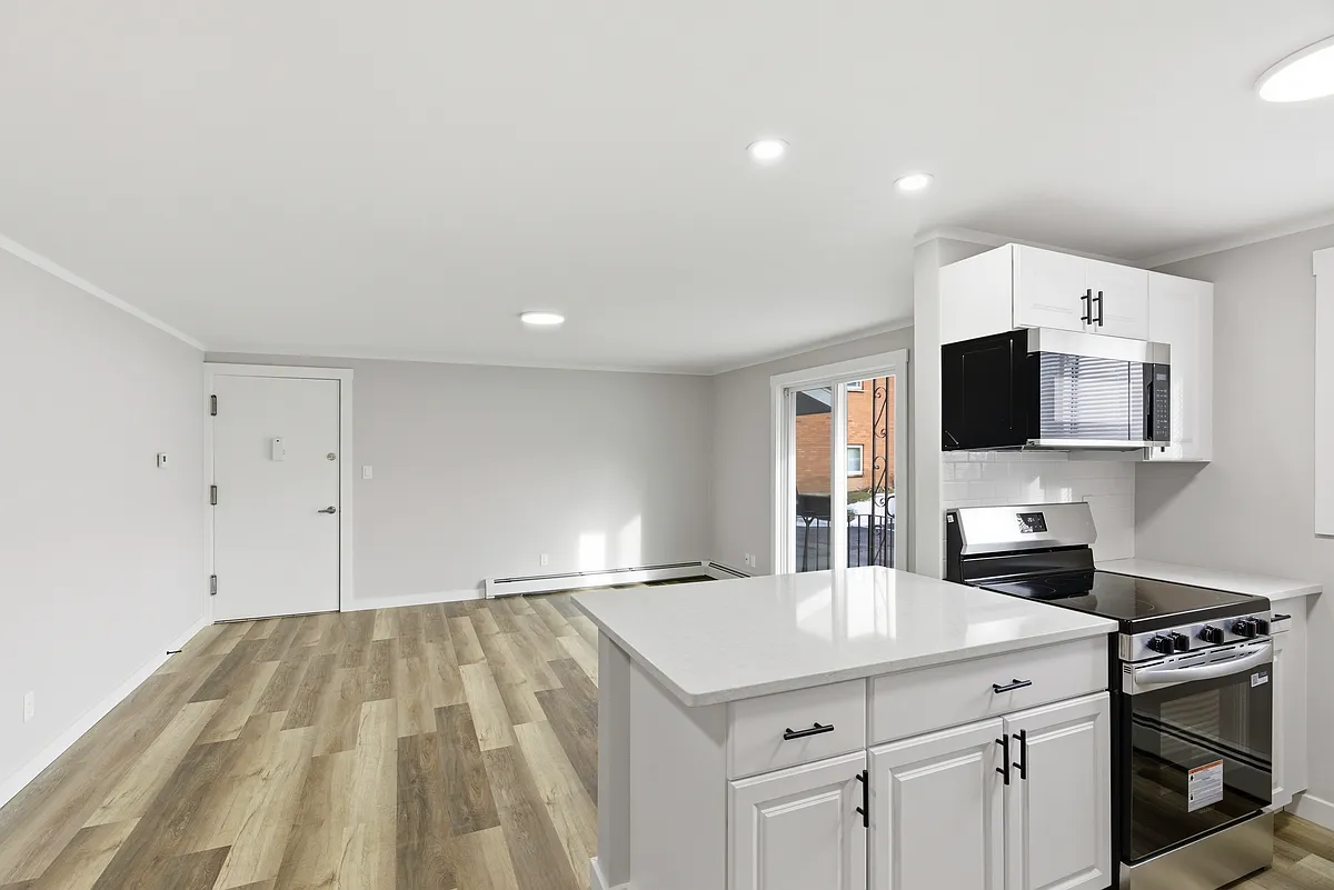 Building Photo - Dewitt View Apartments