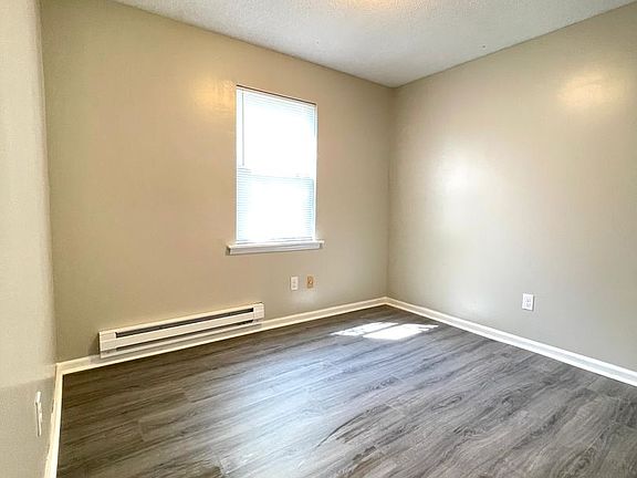 5th image of 4025 Bamberg Ave APT 5