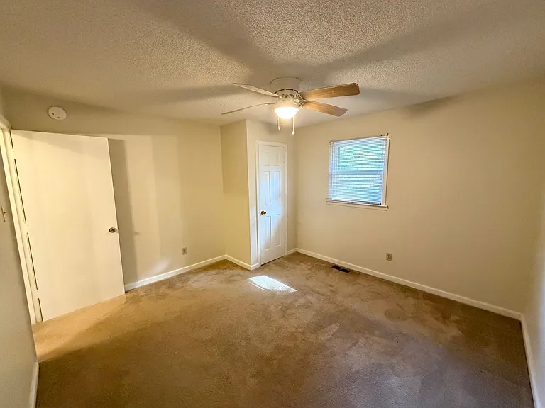 616 Wood St — Photo 8