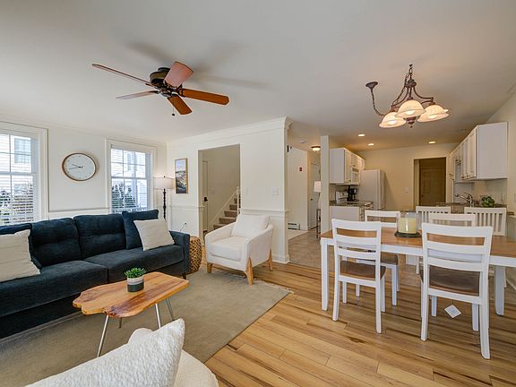 4th image of 52 Wild Dunes Way