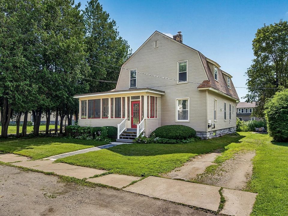 1st image of 129 Lincoln Avenue