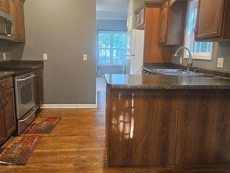 1309 Fisk Rd — Photo 10