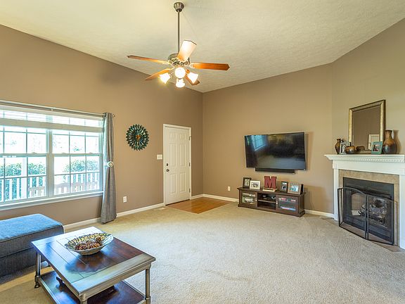 2nd image of 7214 Bushnell Ln