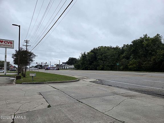 2nd image of 3619 W Pinhook Rd