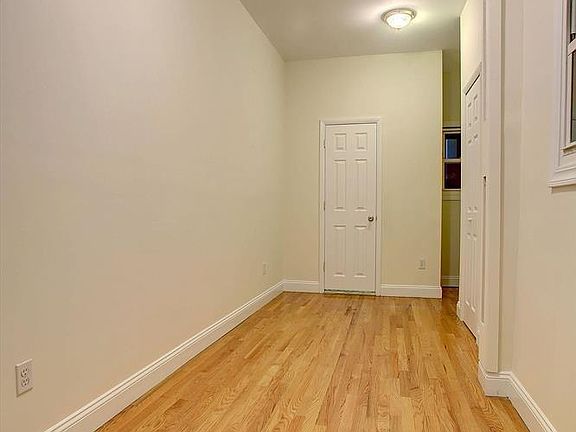 3rd image of 471 Columbus Ave APT 4