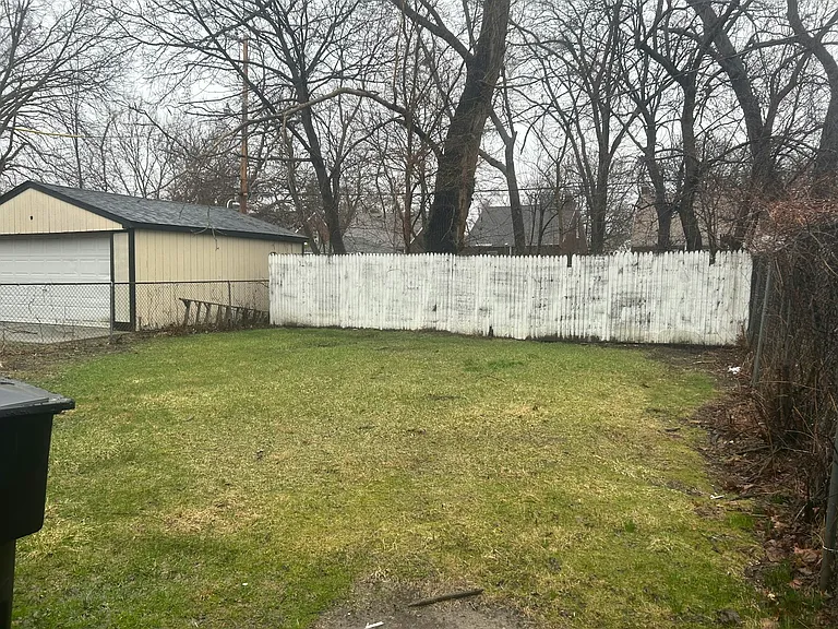 16824 Rutherford St — Photo 20