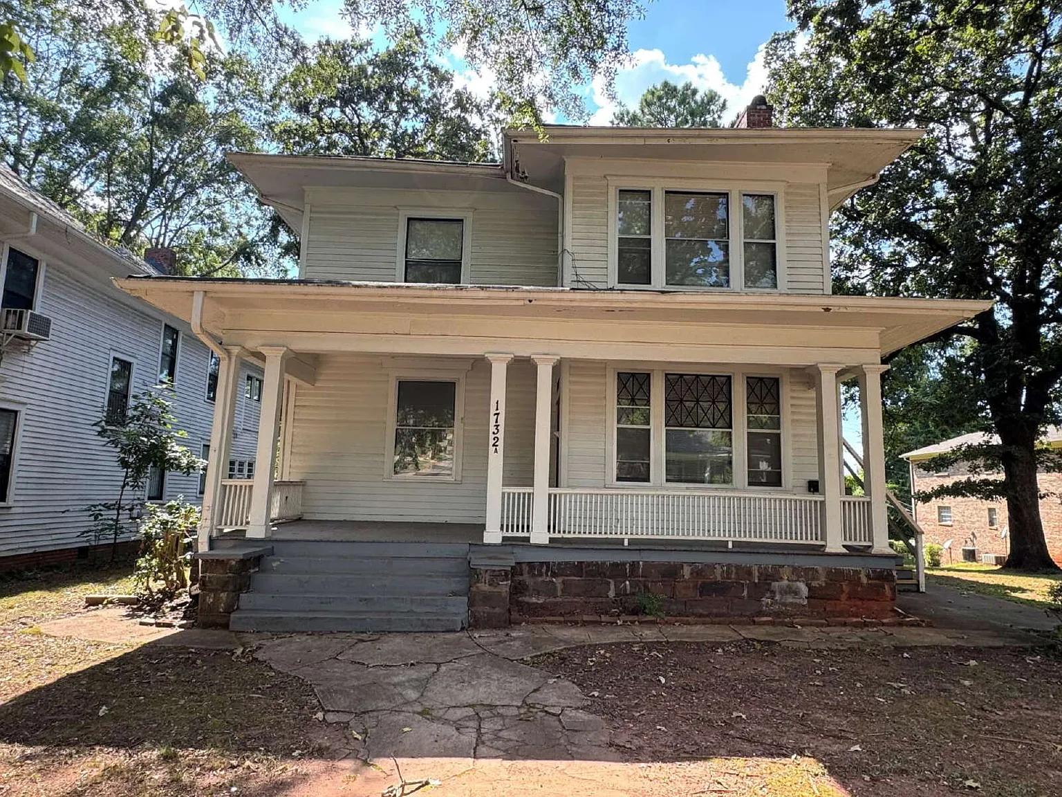 5 bed, 2.0 bath, $2,200 — Photo 1