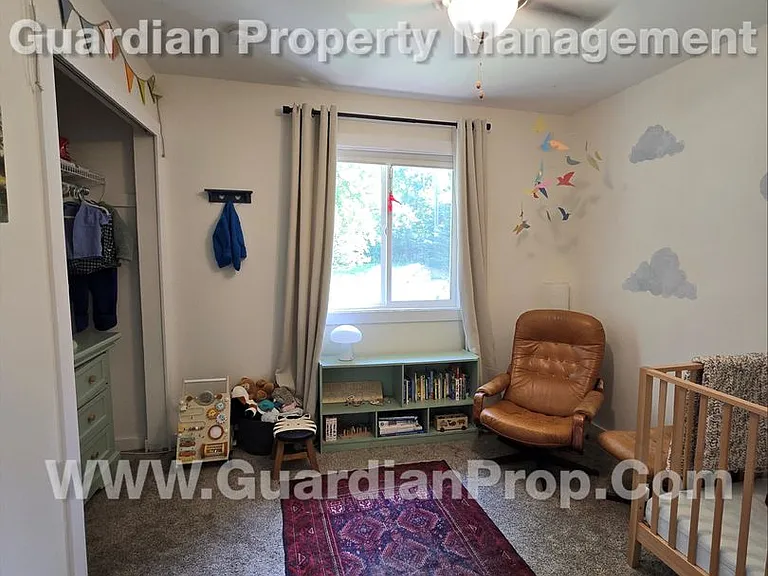 1445 Cherry Pl — Photo 8