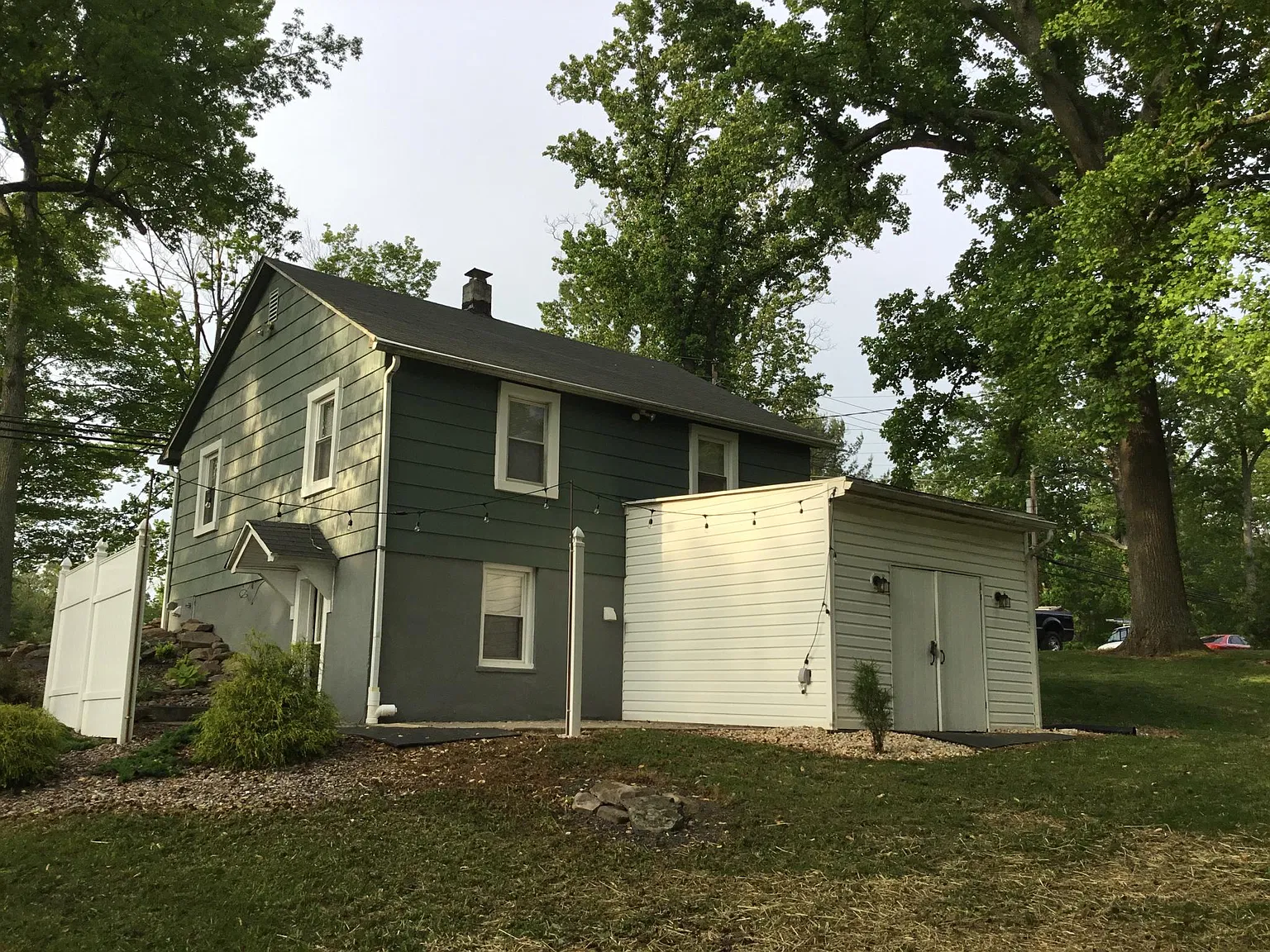 3 bed, 1152 sqft, $2,149 — Photo 2
