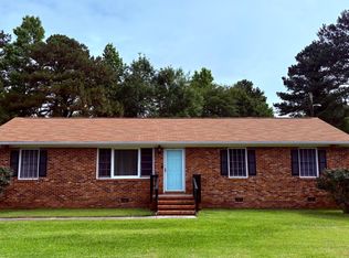 1394 Lake Cole Rd, Midway Park, NC 28544