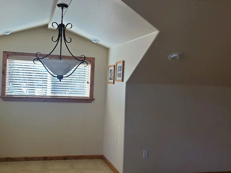 8424 Silver Bridge Rd — Photo 8