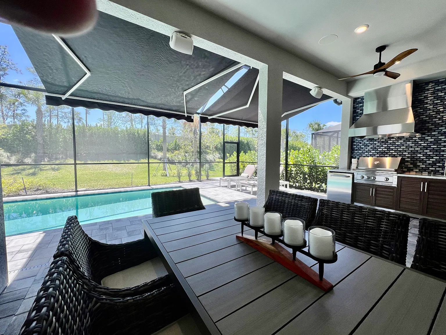 6690 Pennyroyal Dr — Photo 3