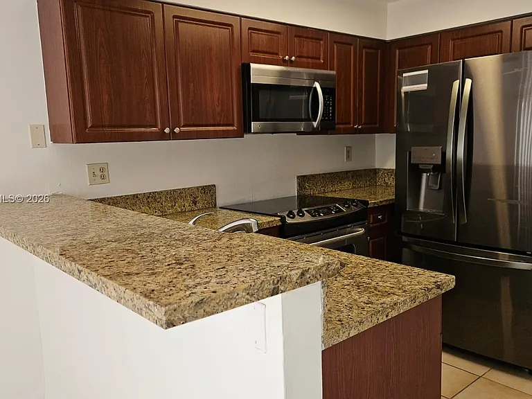 8460 SW 156th Pl #702 — Photo 4