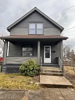 35 Hampton Ct photo 1