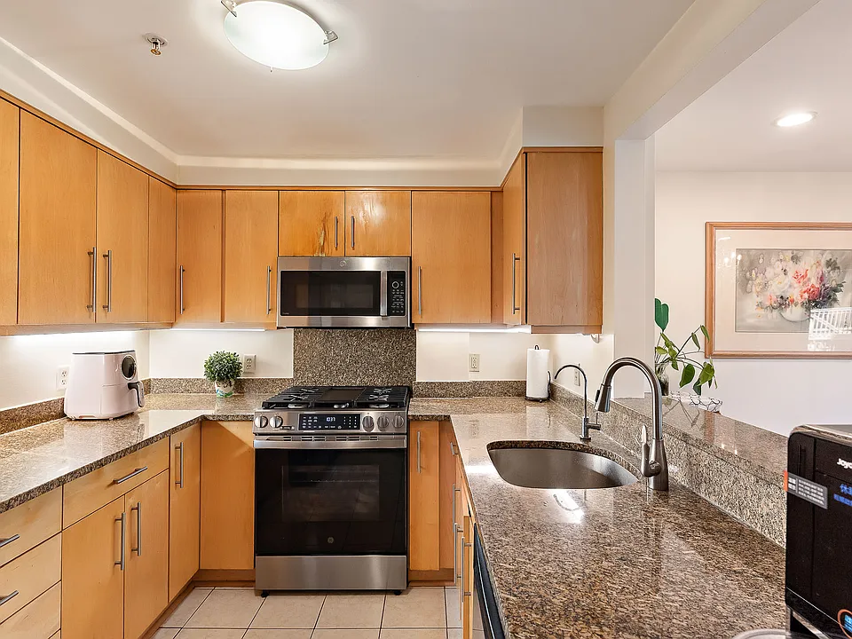 185 Massachusetts Ave #304