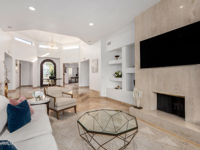 2737 E ARIZONA BILTMORE Circle #4, Phoenix, AZ, 85016