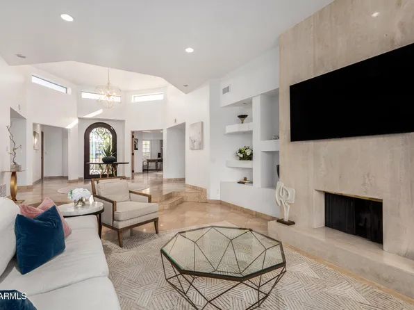 2737 E ARIZONA BILTMORE Circle #4, Phoenix, AZ 85016