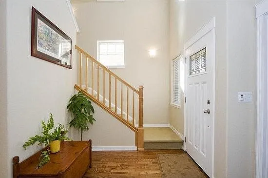 3 bed, 1728 sqft, $3,200 — Photo 4