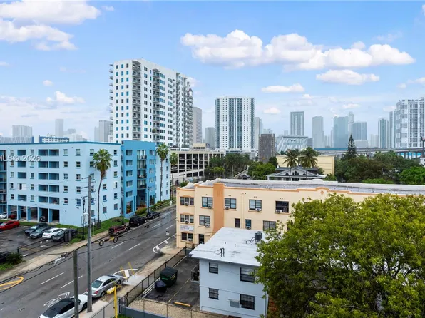 546 SW 1st St APT 603, Miami, FL 33130