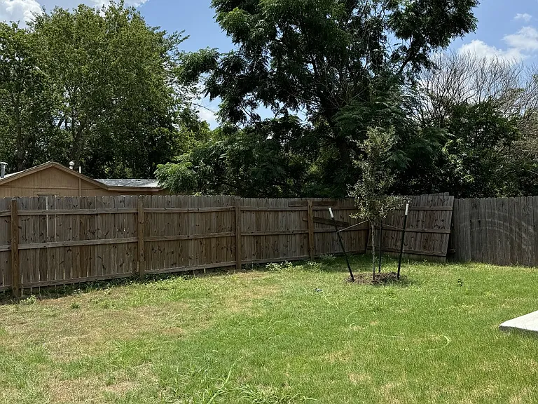 2505 S 7th St — Photo 15