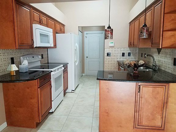 5th image of 1045 Malletwood Dr