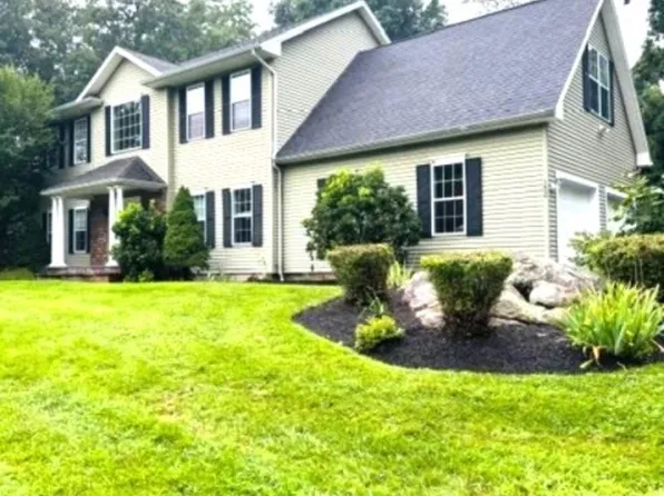 152 New London Road, Groton, CT 06340