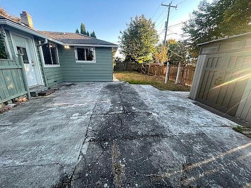 1st image of 4405 S Myrtle St