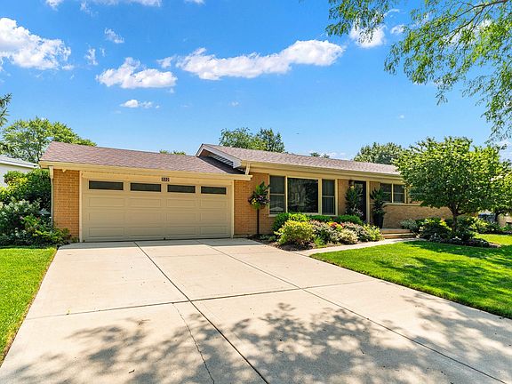 2nd image of 532 Merlin Dr
