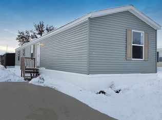1622 9 1/2 St N, Wahpeton, ND 58075