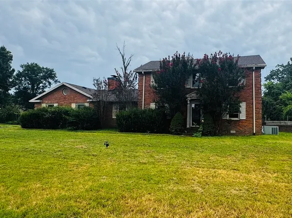 213 Andrew Dr, Hopkinsville, KY 42240