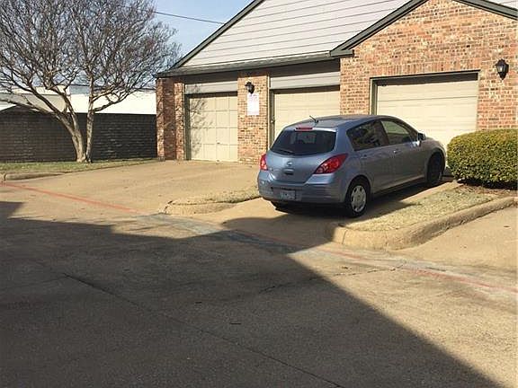 4th image of 3101 Townbluff Dr APT 322