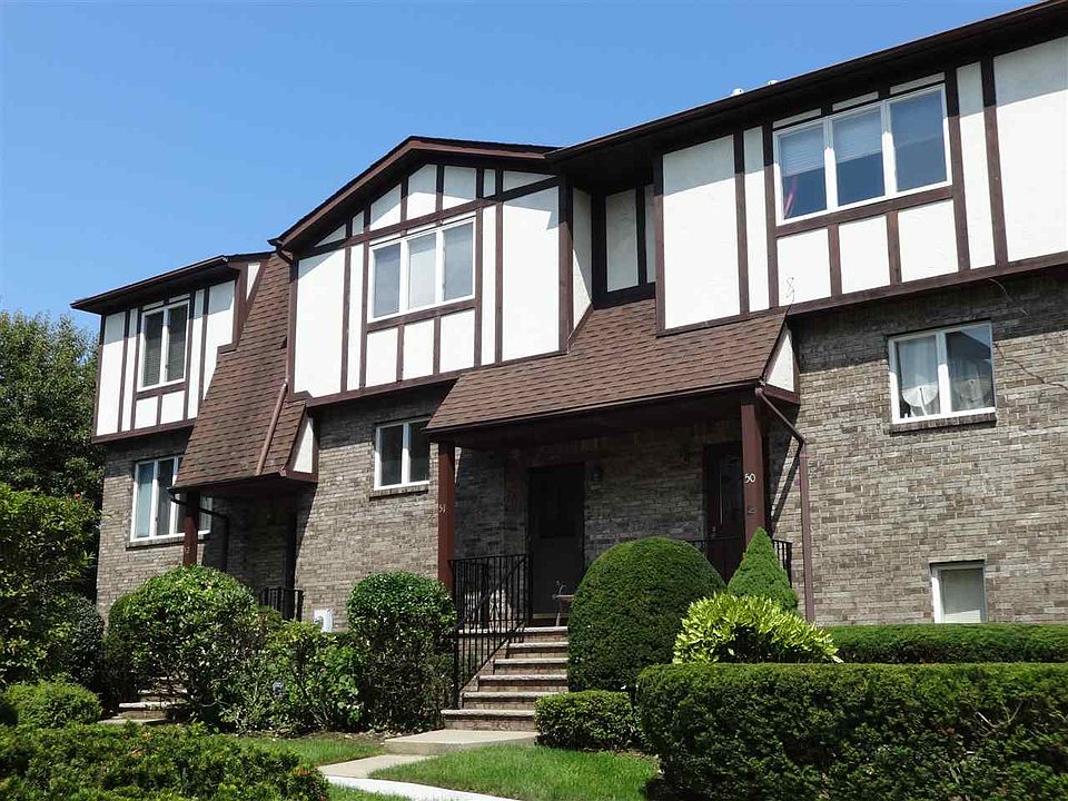 1st image of 51 Canterbury Ln #51